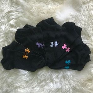 NWOT Under Amour no-show socks (5 pairs)